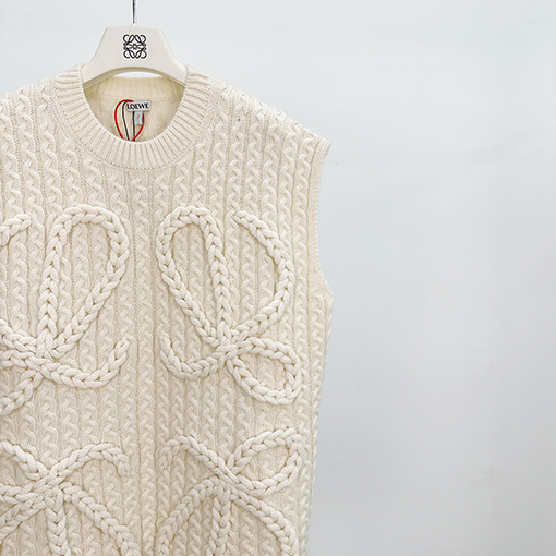 ロエベブランドスーパーコピー ケーブルニットベスト