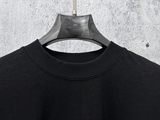 バレンシアガ Balenciaga グラデーションロゴプリント半袖Tシャツ