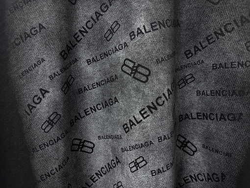 バレンシアガ Balenciaga グラデーションロゴプリント半袖Tシャツ