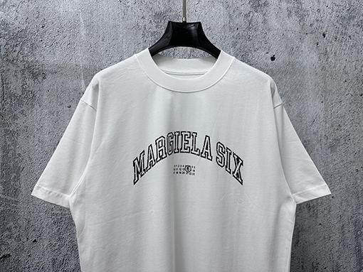 マルタンマルジェラ 文字と数字がプリントされた半袖Tシャツ