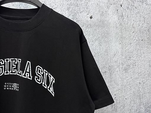 マルタンマルジェラ 文字と数字がプリントされた半袖Tシャツ