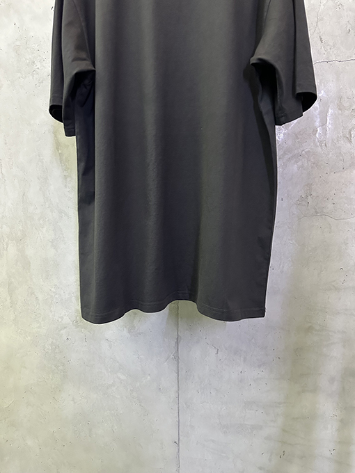 バレンシアガコピー Balenciaga 反射ロゴプリント入り半袖Tシャツ