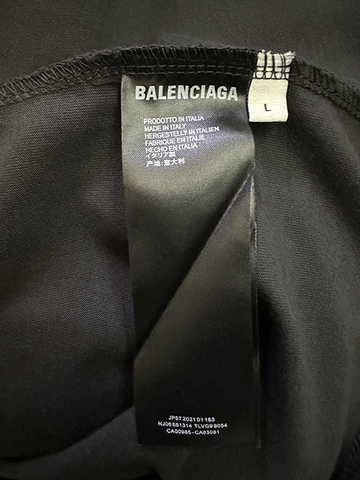 バレンシアガコピー Balenciaga 反射ロゴプリント入り半袖Tシャツ
