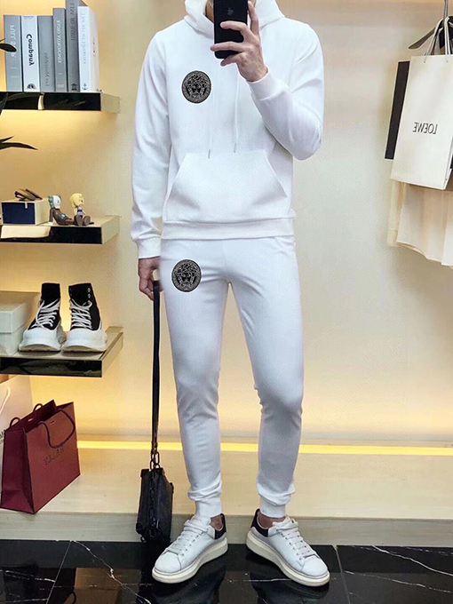 ヴェルサーチ 最新のトレンドパーカーとパンツのセット