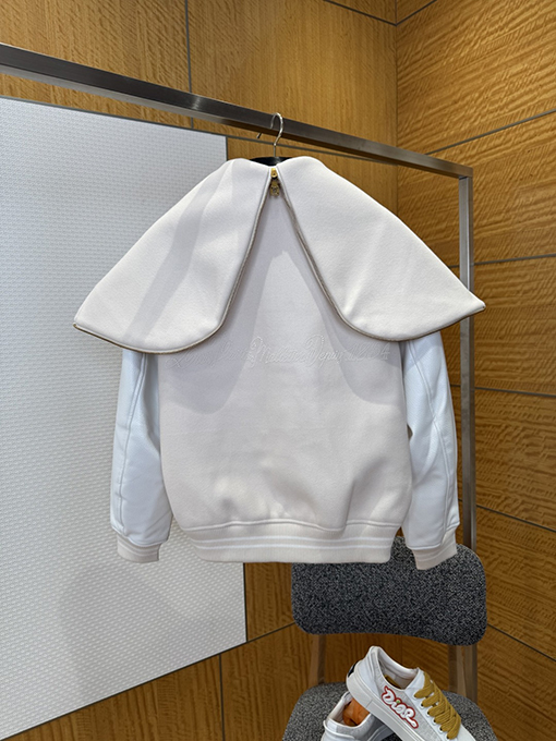 ルイヴィトン ジッパー付きパーカーとパッチワークベースボールジャケット