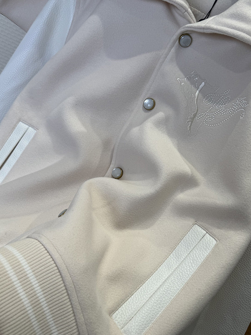 ルイヴィトン ジッパー付きパーカーとパッチワークベースボールジャケット