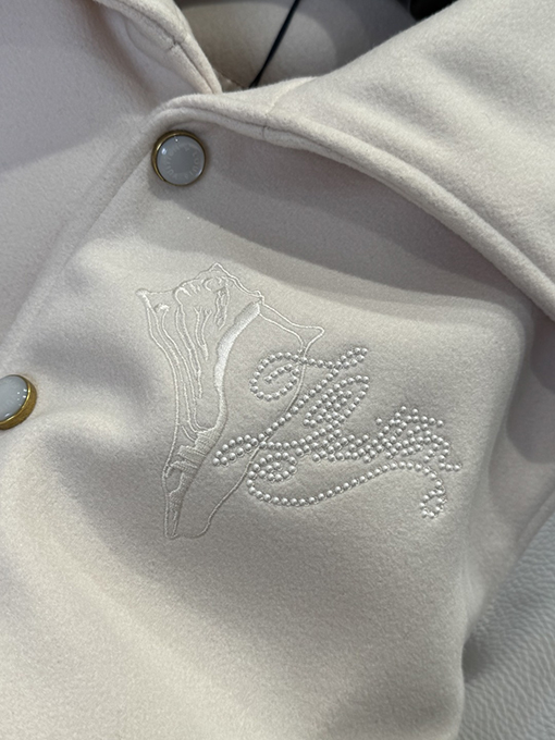 ルイヴィトン ジッパー付きパーカーとパッチワークベースボールジャケット