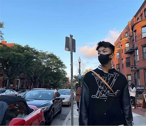 ルイヴィトンコピー LV 大きなロゴのパッチワークベースボールジャージ