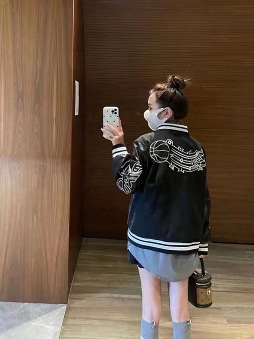 ルイヴィトンコピー LV 大きなロゴのパッチワークベースボールジャージ