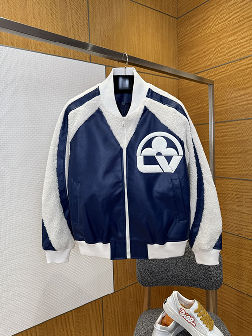 ルイヴィトン 花柄の文字ロゴが入ったベースボールジャージ