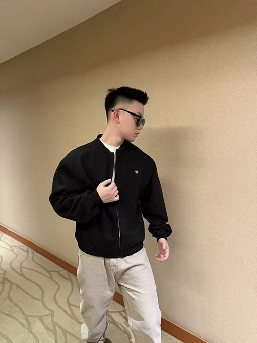 セリーヌブランドコピー 刺繍りミニマルジップアップジャケット