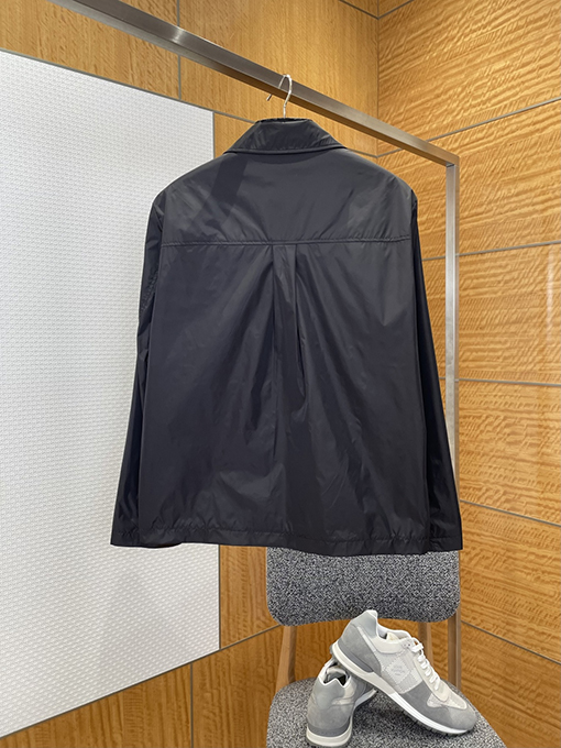 プラダ ラペルジップカジュアルジャケット