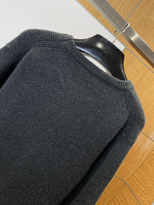 グッチコピー GUCCI カシミヤのインターシャ編みレターロゴクルーネックセーター