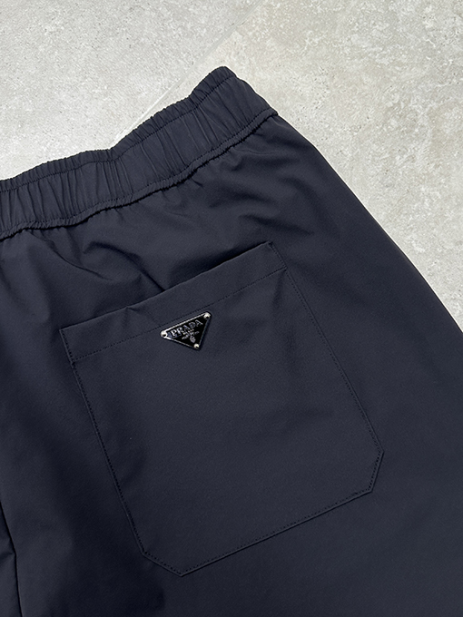 プラダスーパーコピー ベルト付きカジュアルパンツ