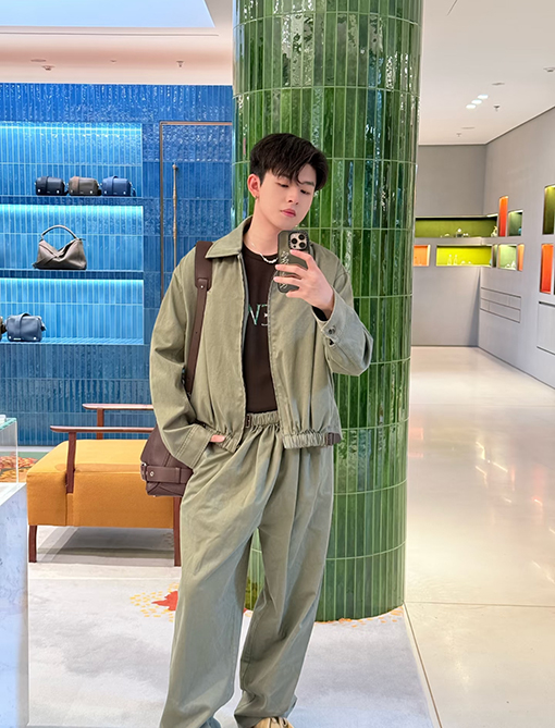 ロエベ 刺繍りベルトジャケット