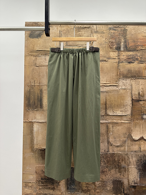 ロエベコピー サイドジッパーベルト付きパンツ