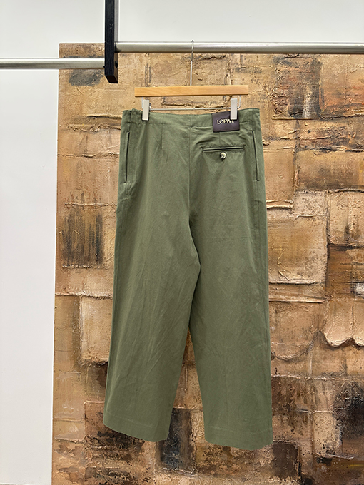 ロエベコピー サイドジッパーベルト付きパンツ