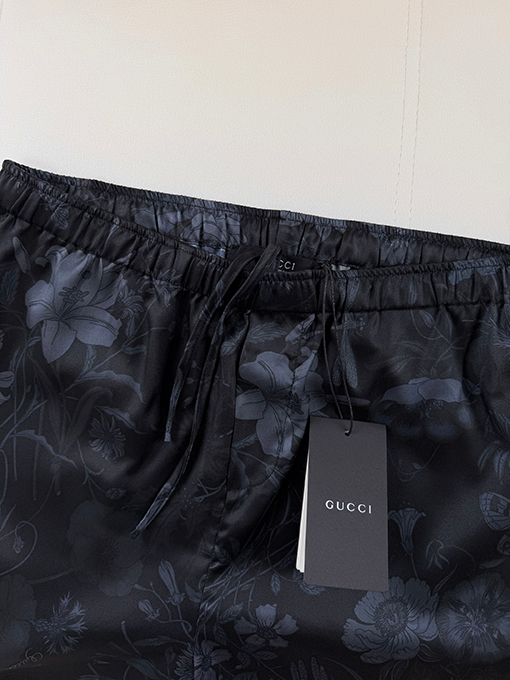 グッチスーパーコピー 花柄ショートパンツ