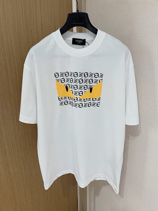 フェンディ 前面にロゴがプリントされた半袖Tシャツ