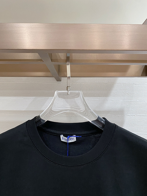 バーバリー Burberry 春夏コレクション 半袖Tシャツ