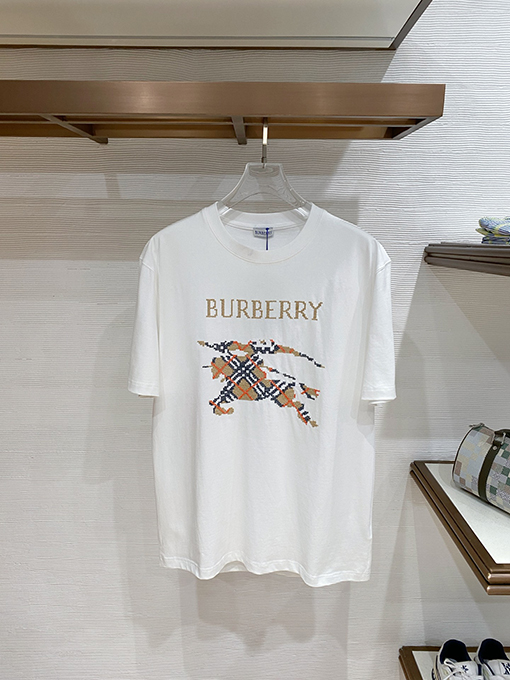 バーバリー Burberry 春夏コレクション 半袖Tシャツ