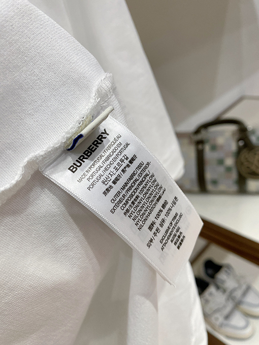 バーバリー Burberry 春夏コレクション 半袖Tシャツ