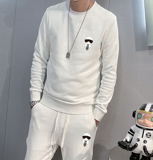 フェンディ 新モデルファッションな人気のクルーネックのスウェットシャツとパンツのセット