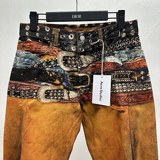 アクネストゥディオズ 3D プリントジーンズ