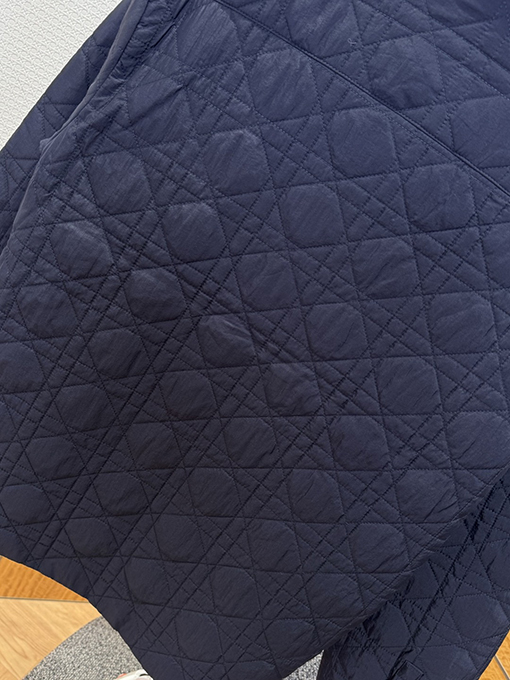 ディオール スズランのロゴ入りシングルブレストラペルジャケット