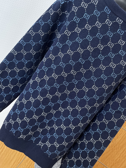 グッチスーパーコピー 全面ジャカード織りのクルーネックセーター