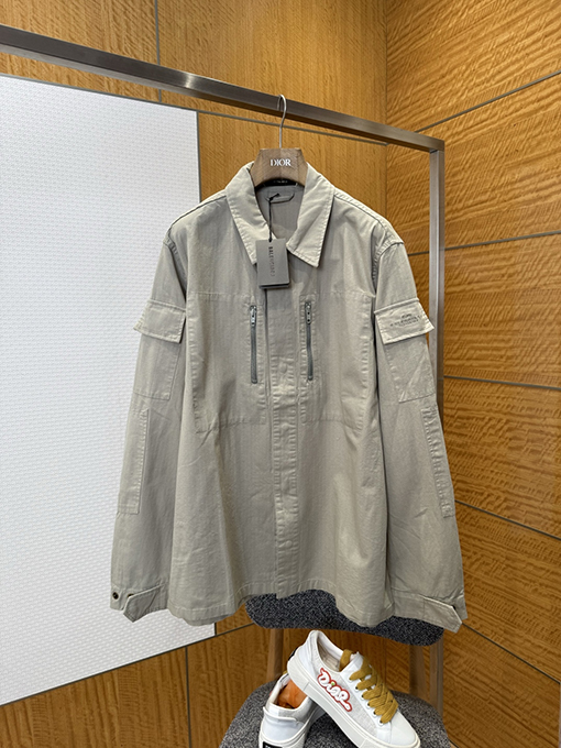 バレンシアガ ジッパー付きポケットジャケット