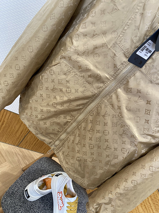 ルイヴィトンスーパーコピー 両面リバーシブルフード付きジャケット
