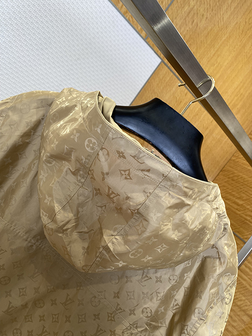 ルイヴィトンスーパーコピー 両面リバーシブルフード付きジャケット