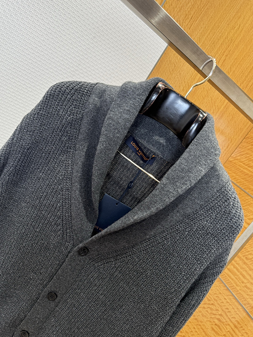 ルイヴィトン ティブルウールカーディガン