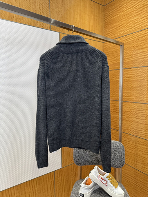 ルイヴィトン ティブルウールカーディガン