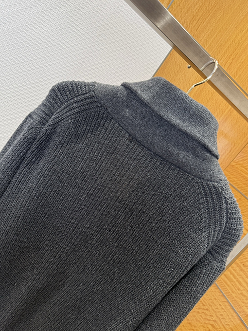 ルイヴィトン ティブルウールカーディガン