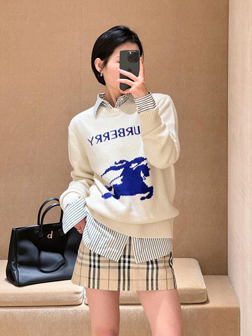 バーバリーブランドコピー BURBERRY ウォーホース ジャカードニットウェア
