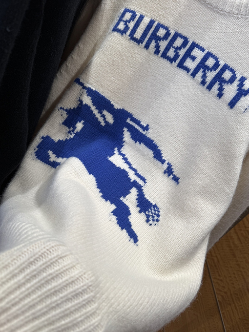 バーバリーブランドコピー BURBERRY ウォーホース ジャカードニットウェア
