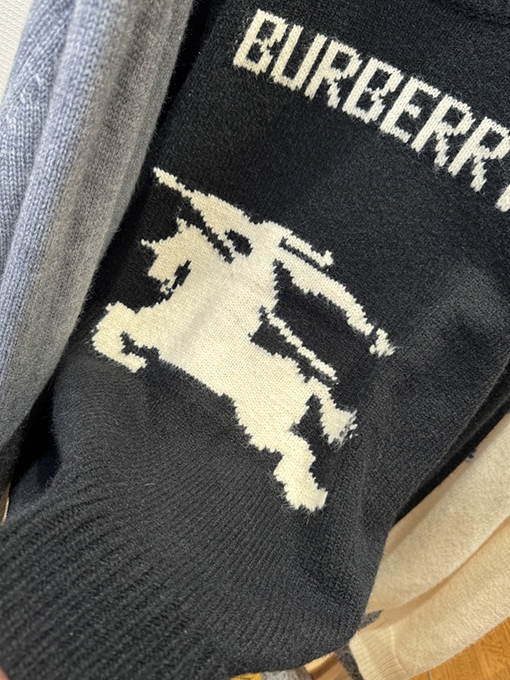 バーバリーブランドコピー BURBERRY ウォーホース ジャカードニットウェア