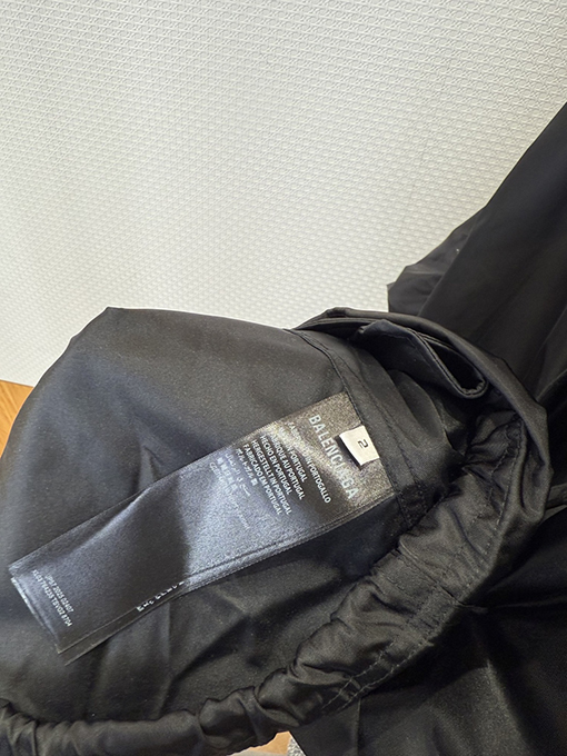 バレンシアガ BALENCIAGA テーププリントジャケット