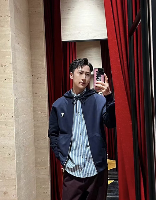 アミ 刺繍りジッパー付きフード付きスウェットシャツジャケット