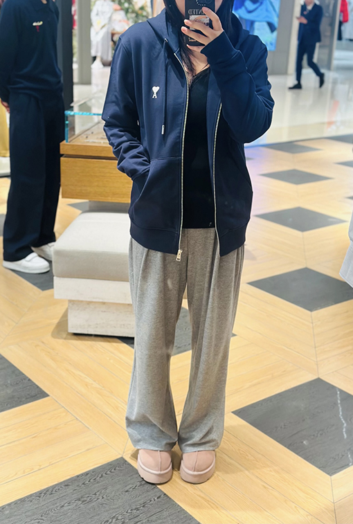 アミ 刺繍りジッパー付きフード付きスウェットシャツジャケット