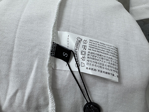 クロムハーツコピー ロールアップしたクルーネックの半袖Tシャツ