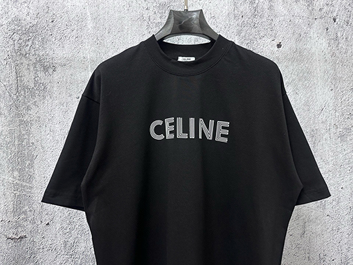セリーヌスーパーコピー CELINE 文字ロゴプリントの半袖Tシャツ