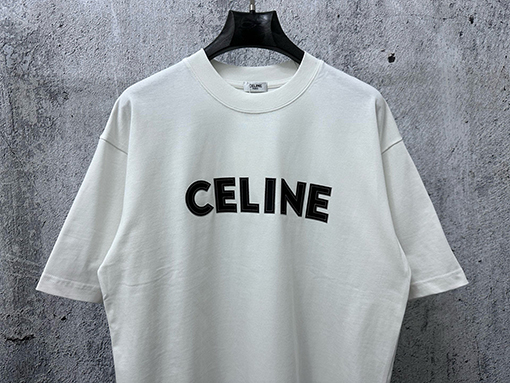 セリーヌブランドコピー CELINE 文字ロゴ点線フォーム半袖Tシャツ