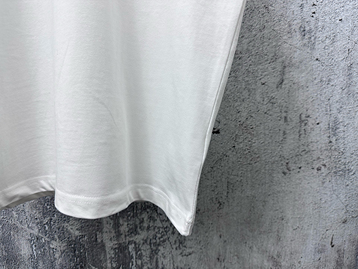 セリーヌブランドコピー CELINE 文字ロゴ点線フォーム半袖Tシャツ