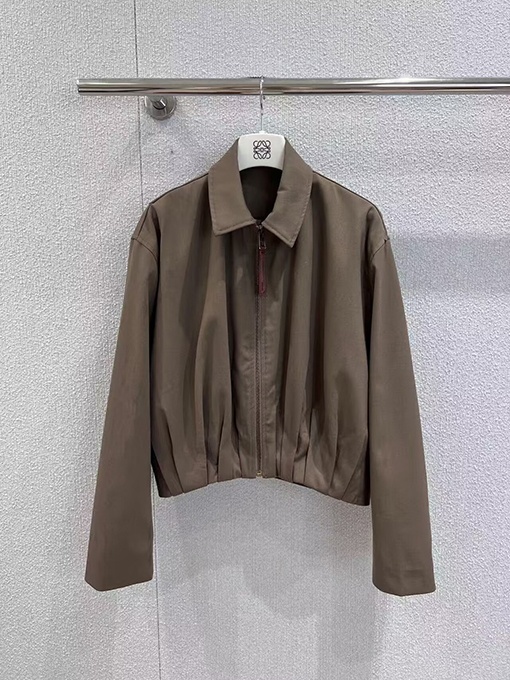 ロエベブランドスーパーコピー 新モデルりベルト付きジャケット