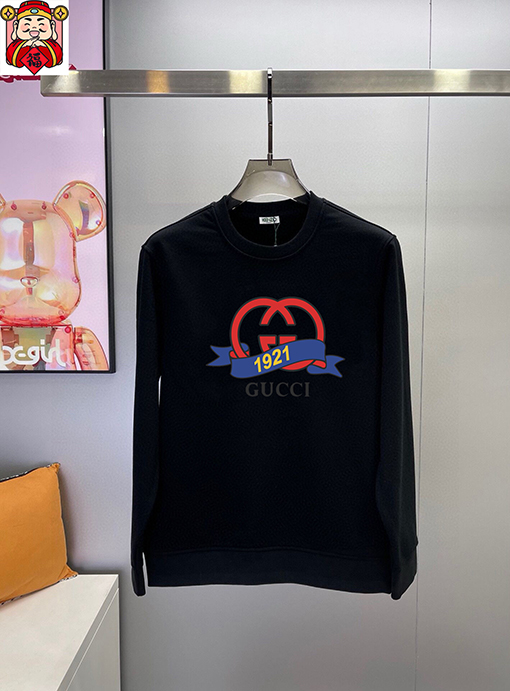 グッチコピー Gucci 最新のトレンドクルーネックのスウェットシャツとパンツのセット