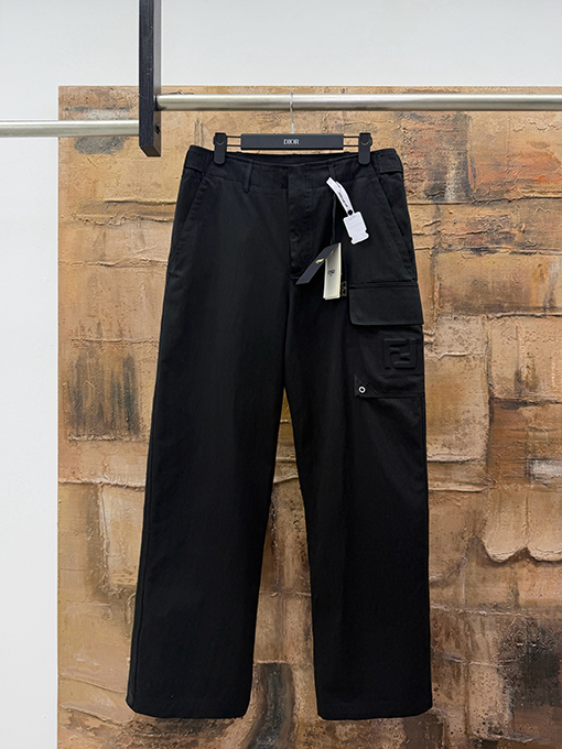フェンディスーパーコピー カジュアルなワークパンツ