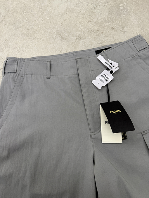 フェンディスーパーコピー カジュアルなワークパンツ